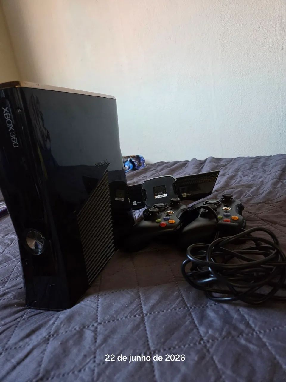 Xbox 360 Slim 250gb + Kinect + 2 Controles (O clássico funcionando perfeitamente!) - Foto 2