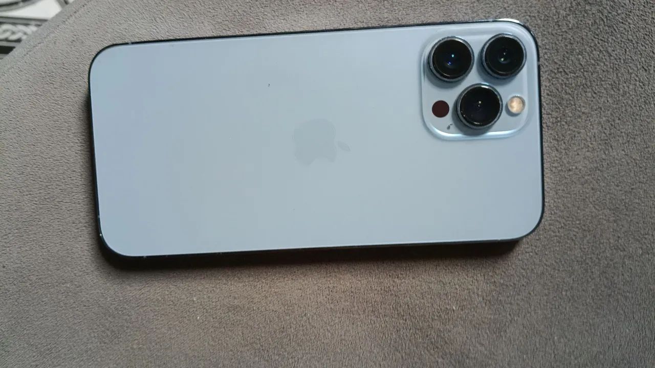 Vendo iPhone 13 Pro Max 256gb com 79% de bateria, - Foto 5