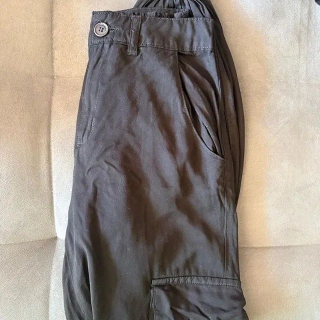 calça preta cargo - Foto 3