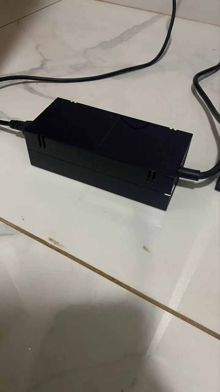 Xbox one com 5 jogos - Foto 3