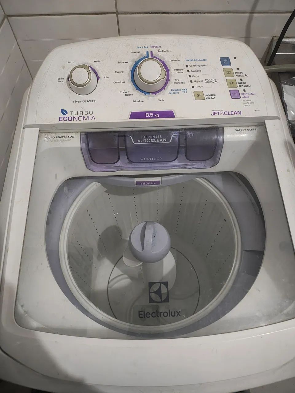 Máquina centrífuga usada