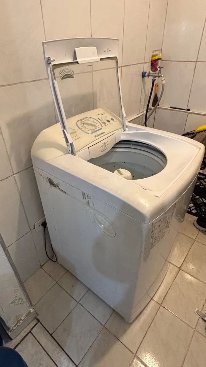 Máquina de lavar 12 Electrolux usada