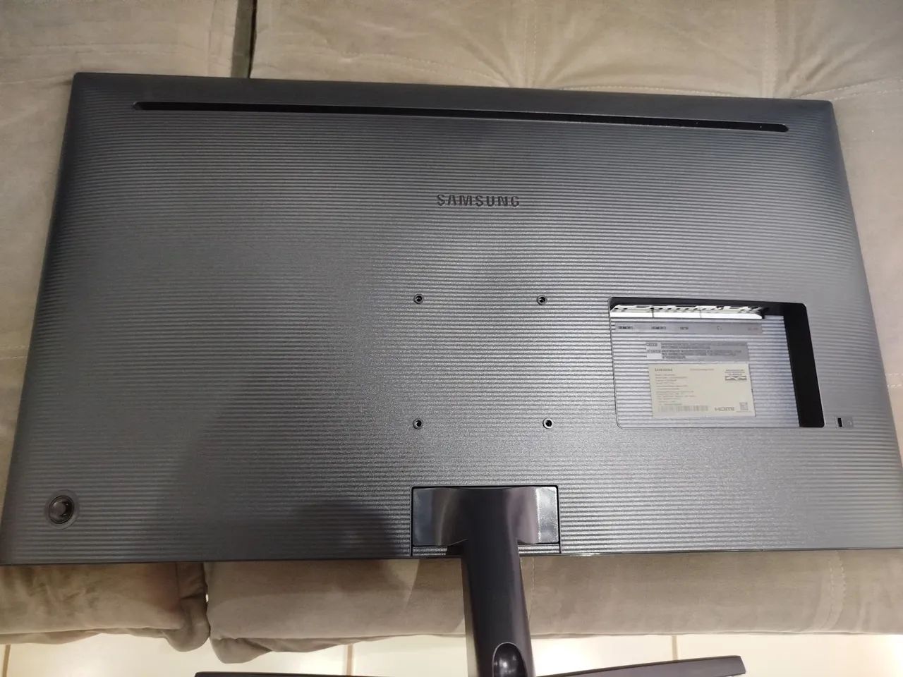Monitor Samsung 4k 32 60hz U32J - Foto 5