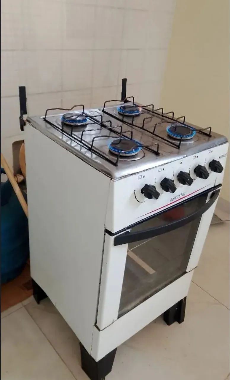 Fogão 4 bocas funcionando perfeitamente  - Foto 2