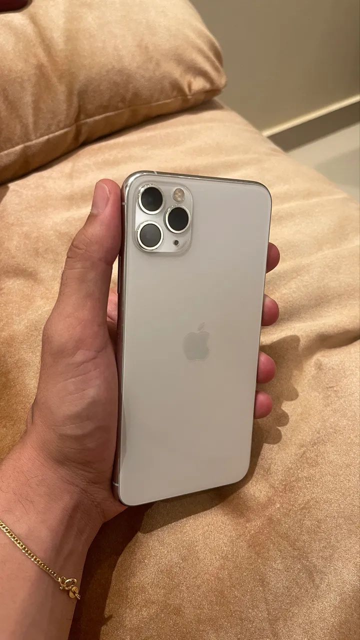 iPhone 11 Pro Max branco 