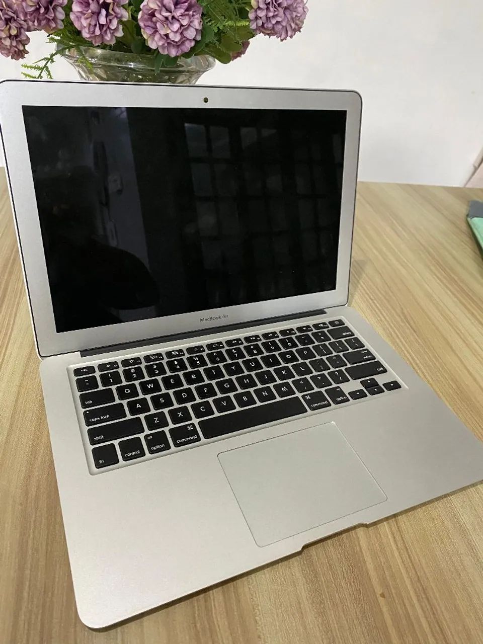 MacBook air 13 2017 | i5 dual core | 8GB RAM | Ssd 121GB | macOS
