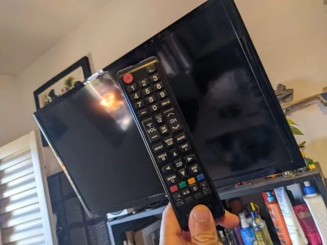 TV 32 de LED Samsumg - Não é Smart