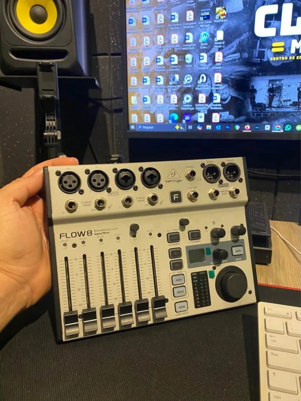 Mesa de Som Digital Flow8 Behringer - Foto 3