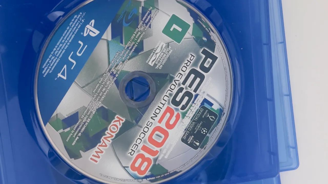Ps4 com 3 controles  - Foto 5