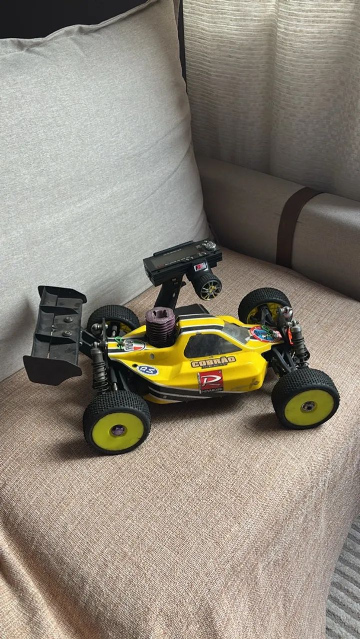 Automodelo Buggy MBX7 nitro 