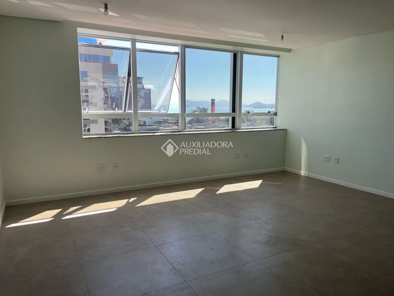 Sala comercial à venda na Agronômica com garagem | Florianópolis - Foto 2