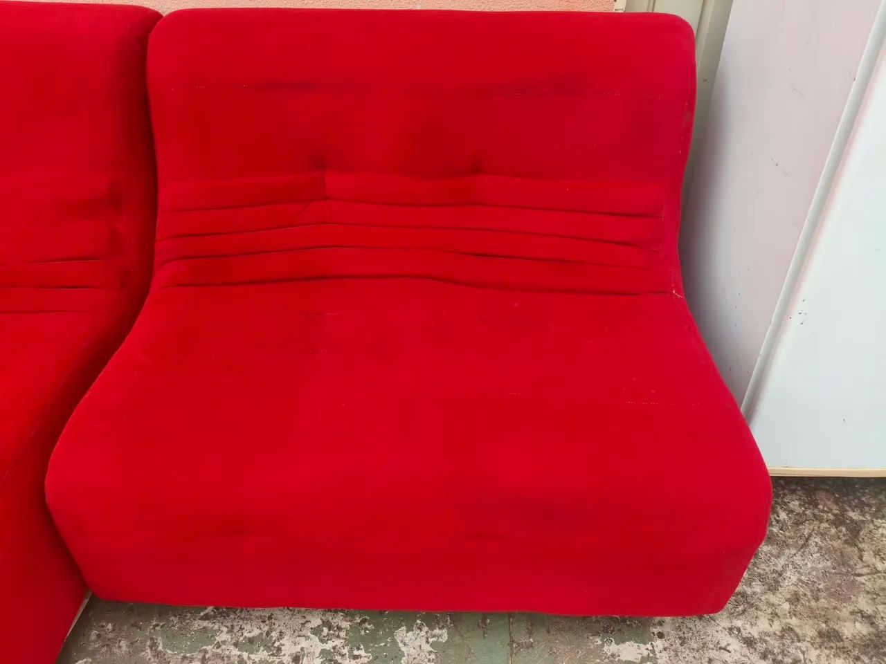 Sofá com super chaise vermelho em ótimo estado ((ENTREGO GRATIS)) - Foto 2