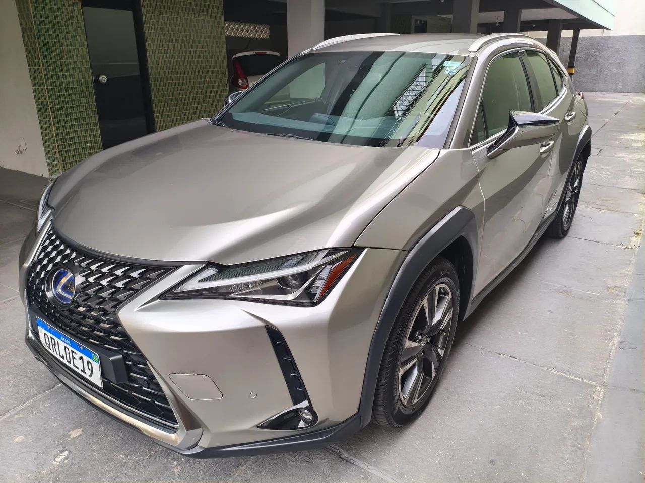 Lexus UX-250H Dynamic 2.0 16V Aut.(hybrid) 2019