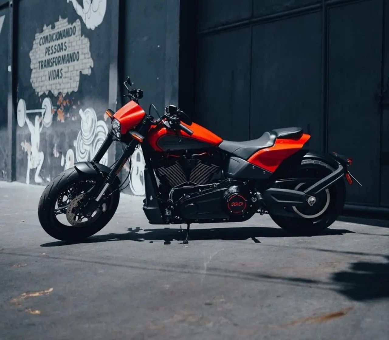 Harley-Davidson FXDR 114 - Foto 4