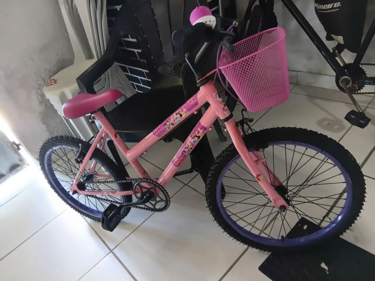 Vendo bicicleta aro 20 infantil  - Foto 2