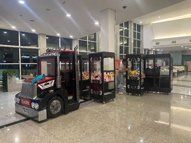 Caminhão Grua de pelúcia  - Foto 4