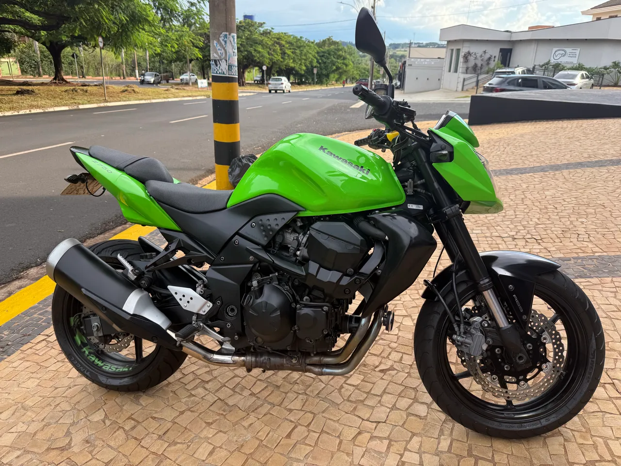 ＊しず＊　1011 Motos Kawasaki Z 2011 no Brasil