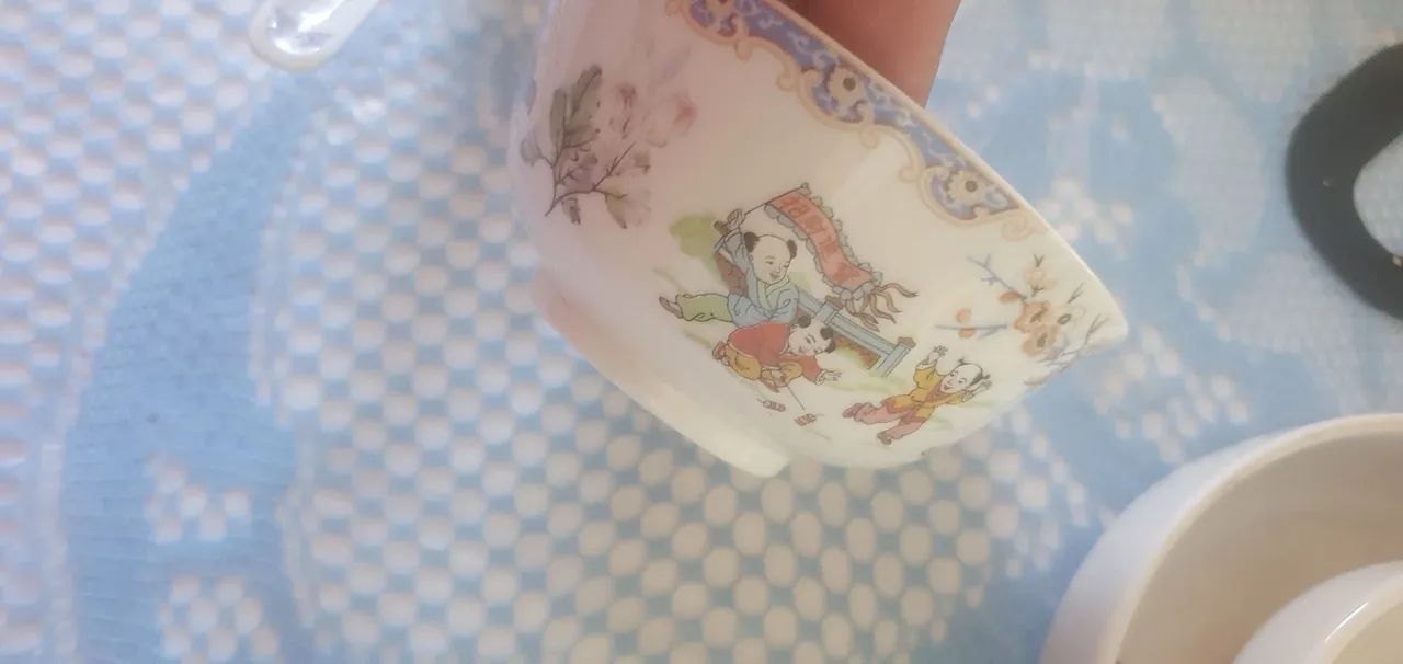 Tigela e colher de porcelana antigo - Foto 3