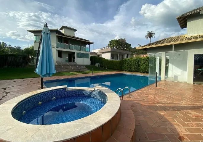 CASA DE LUXO EM ESMERALDAS MG