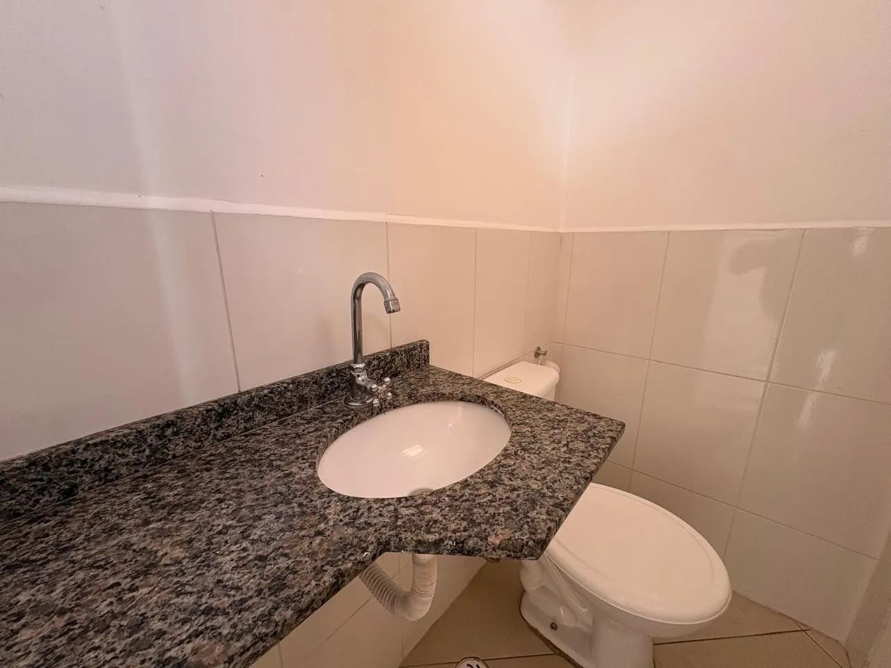 SALA COMERCIAL PARA LOCAÇÃO NO CENTRO - Foto 5
