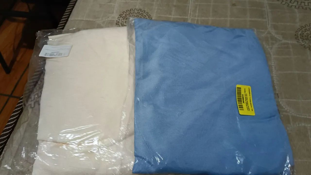 2 lençóis de cama de solteiro 