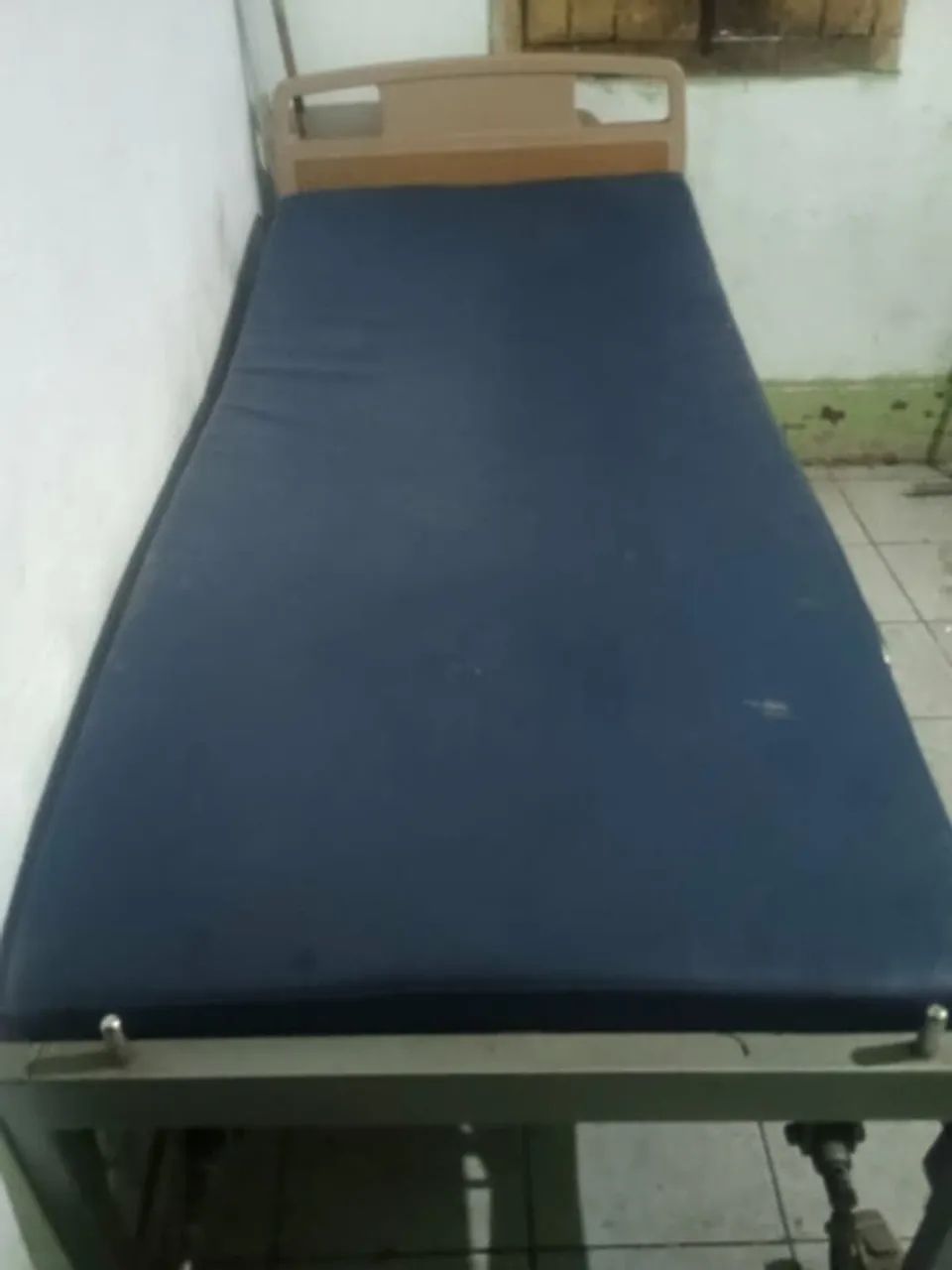 Maca Hospitalar com Grade Lateral ? R$ 800