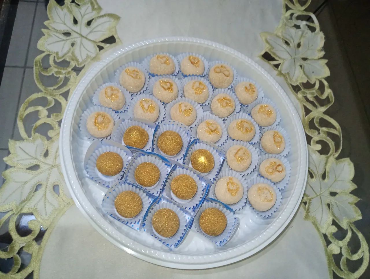 Brigadeiros gourmet  - Foto 2