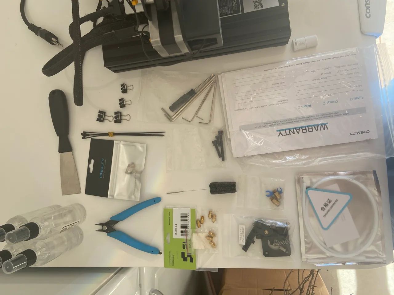 Impressora 3d ender 3 com melhorias e itens de reposição - Foto 2