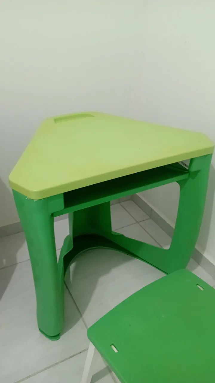 Mesa de estudo infantil plástica  - Foto 5