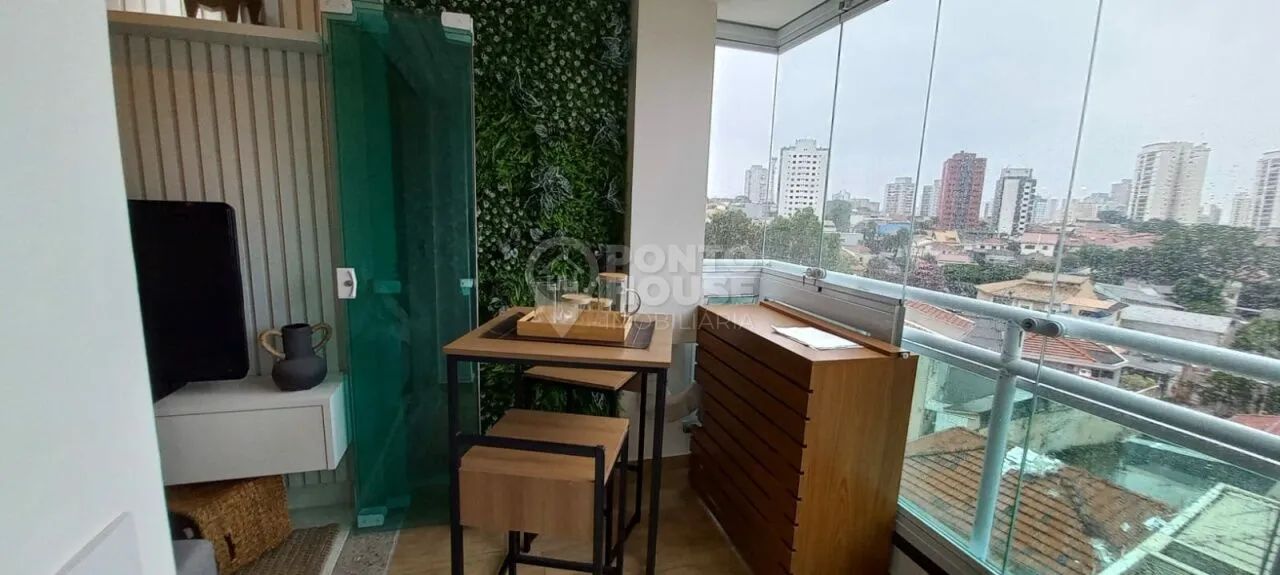 Apartamento à venda na Vila Gumercindo com 2 dormitórios, varanda e 1 vaga - Foto 2