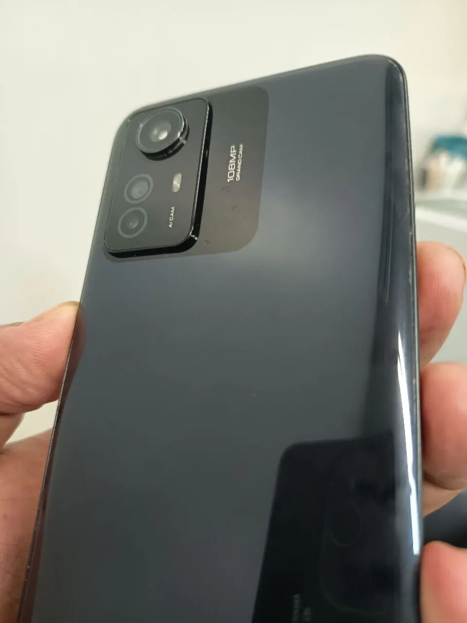 Celular semi novo 