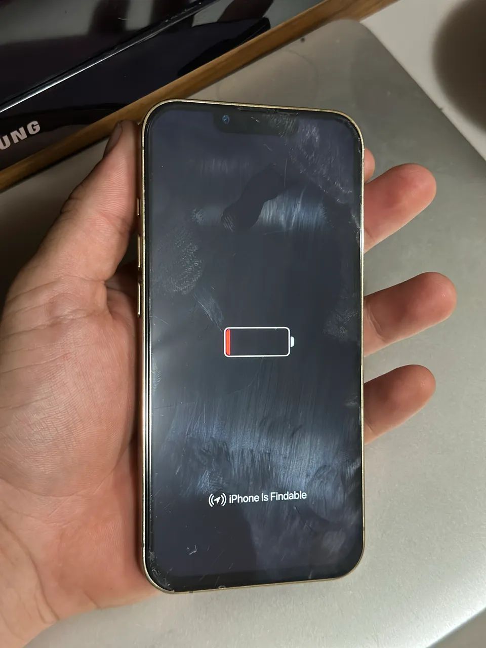 iPhone 13 Pro Gold - Foto 2