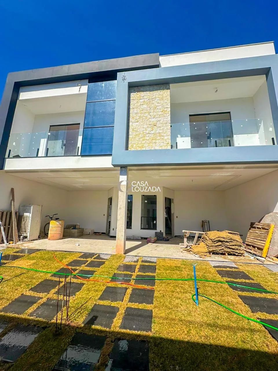 Casa Geminada Duplex com 03 quartos com 01 suíte em Morada Do Sol. - Foto 3