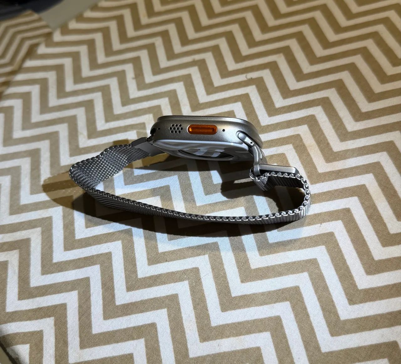 Apple Watch Ultra 2 - 96% Bateria + Loop Milanês + Extras - Foto 2