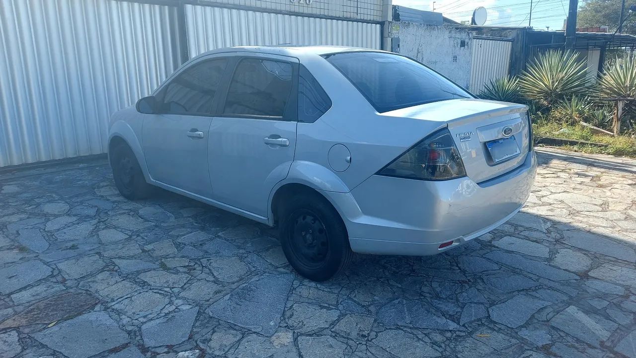 Ford Fiesta 1.6 8V FLEX 2012