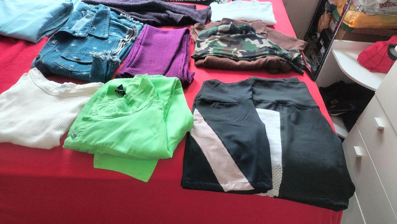 Roupas femininas em perfeito estado.  - Foto 3