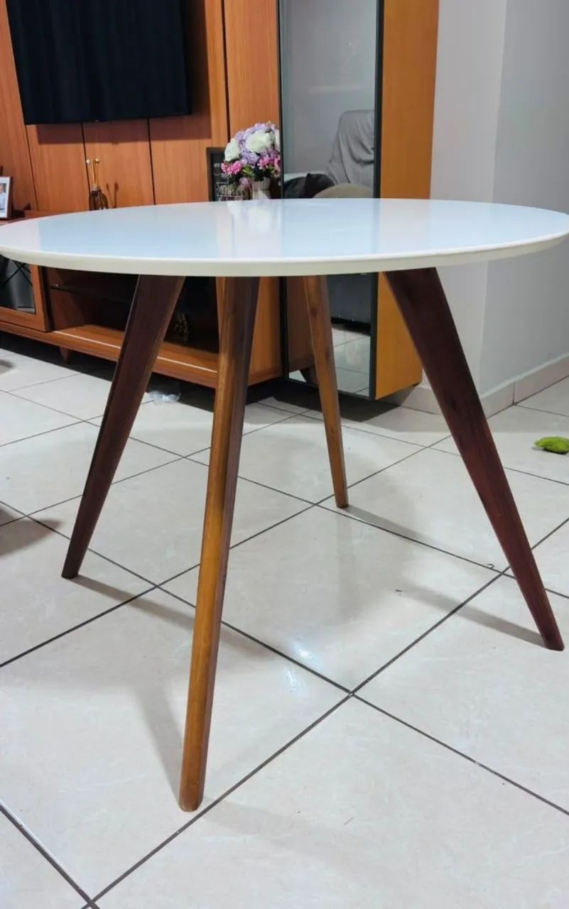 Mesa e cadeira - Foto 2