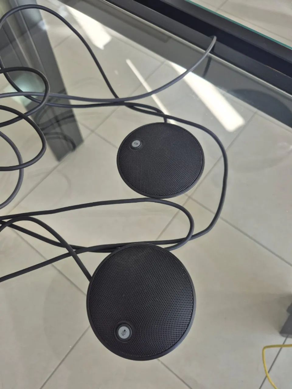 Câmera de conferência com 2 microfones e auto falante de mesa. - Foto 4