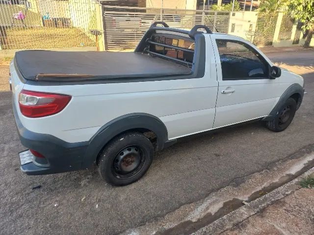 Fiat Strada Working Hard 1.4 Fire Flex 8V CS 2017 - Foto 2