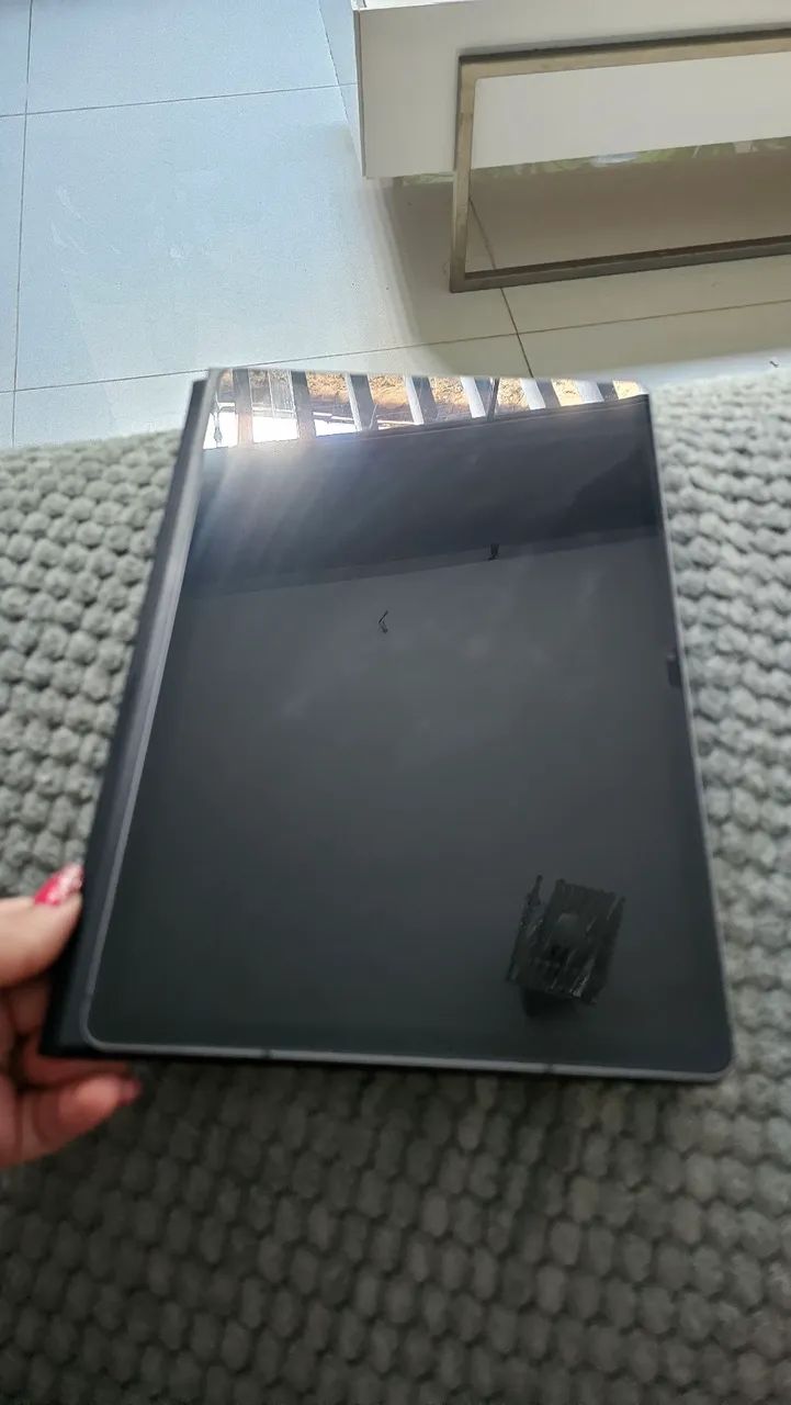 Tablet Samsung S9 FE PLUS, 8GB RAM 128GB de Memória. Excelente - Foto 3