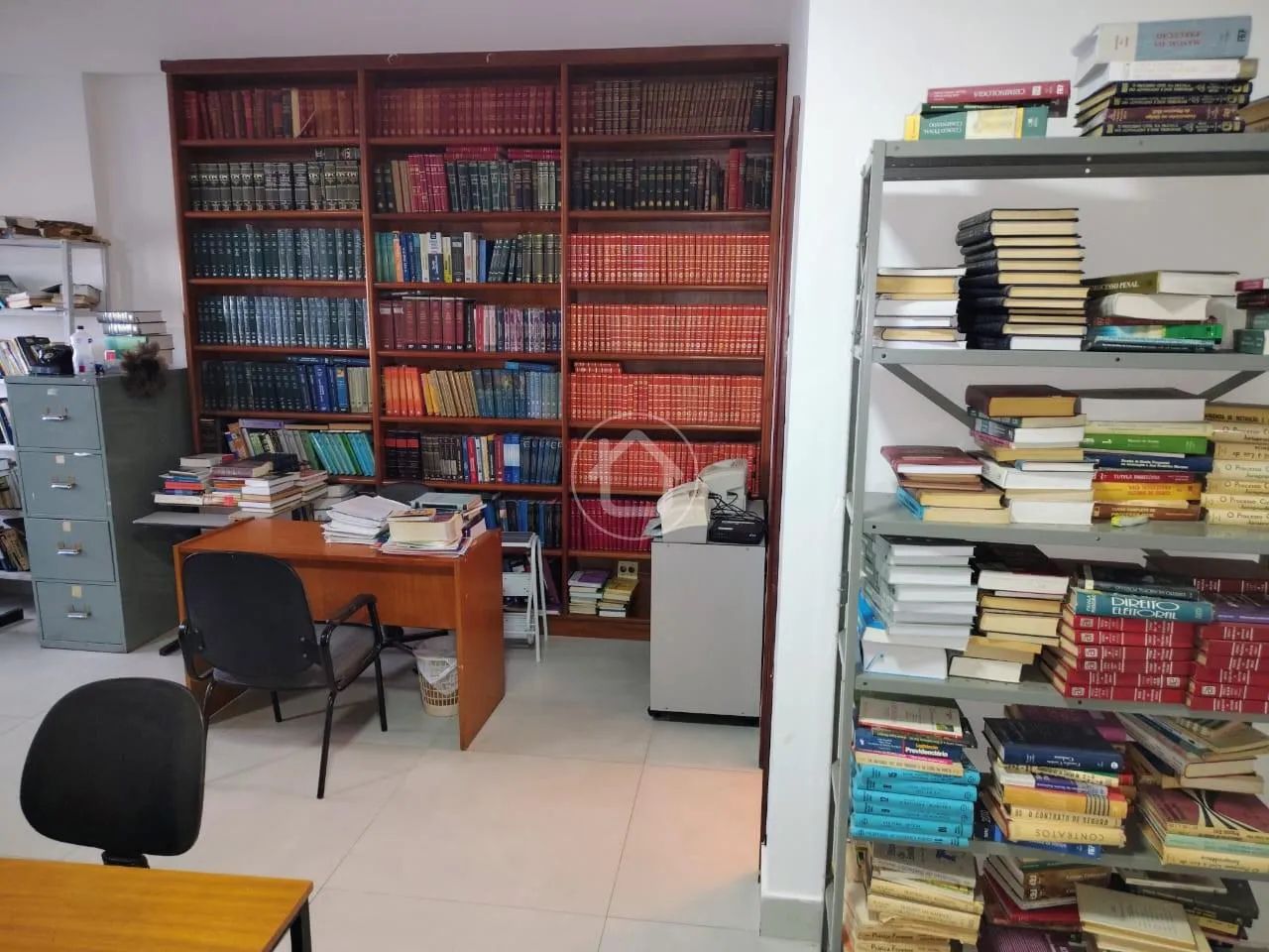 SALA COMERCIAL 39 M2 - BANHEIRO E COPA - Foto 4