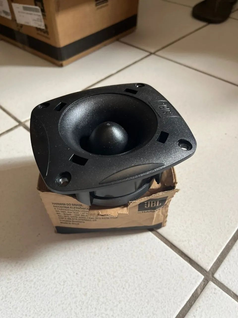 Twitter JBL St 200