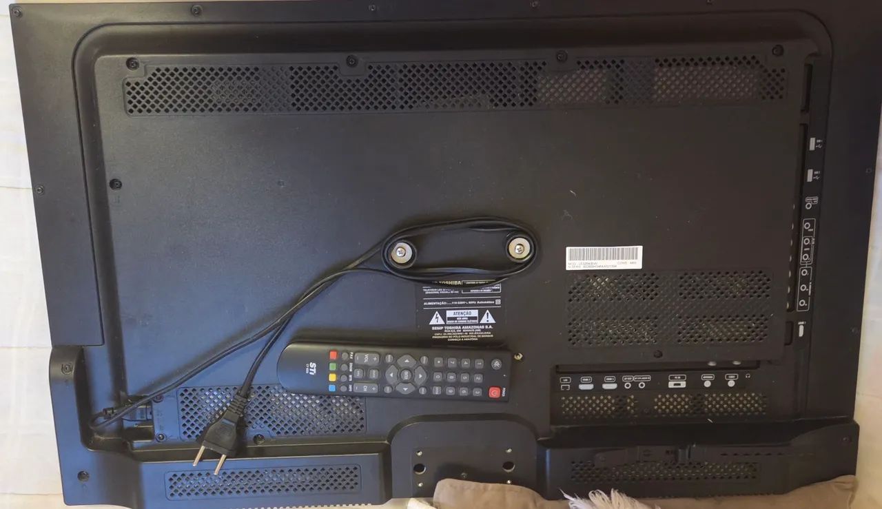 TV LED STI 32 polegadas, modelo LE3264BW - Foto 2