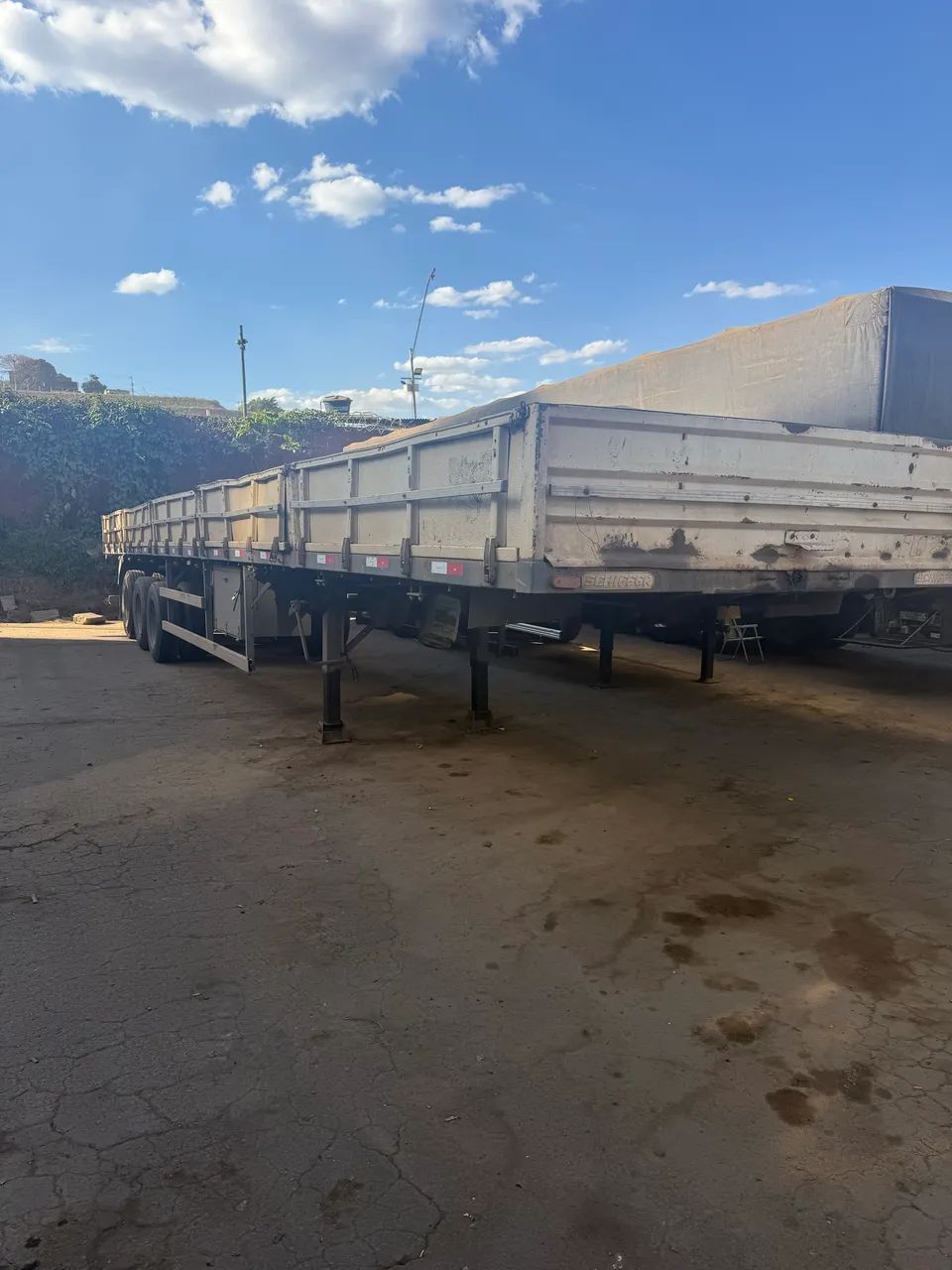 Carreta grade baixa 14.50