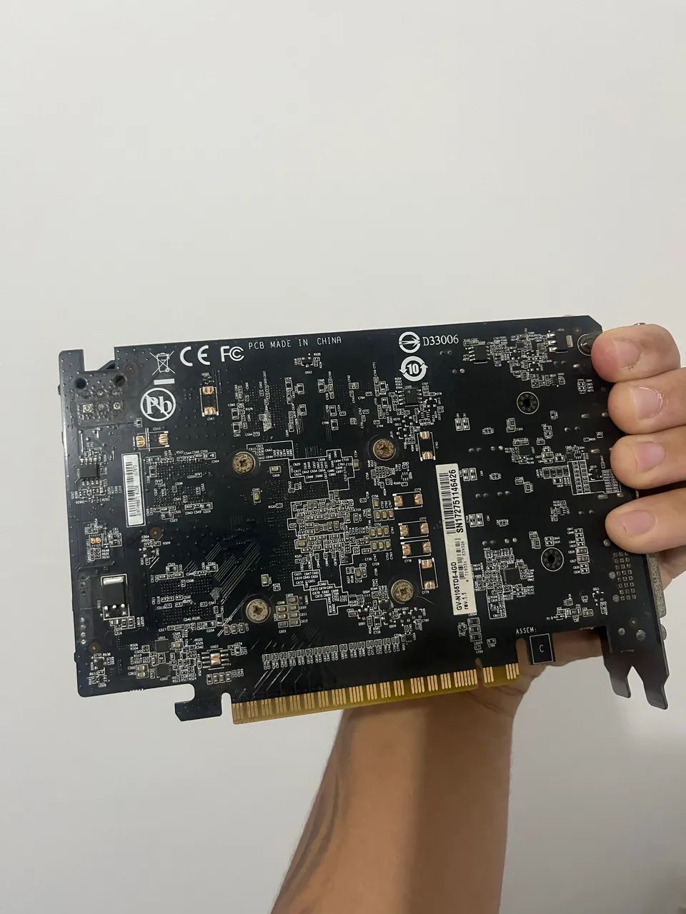 GTX 1050 TI 4GB - Foto 2