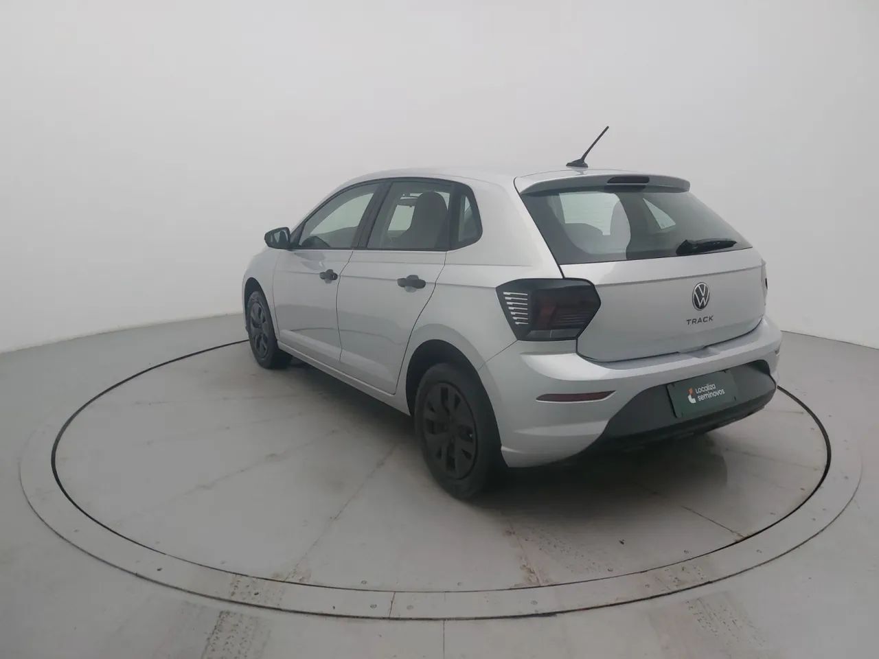 Volkswagen Polo Track 1.0 Flex 12V 5p, foto 3 de 18