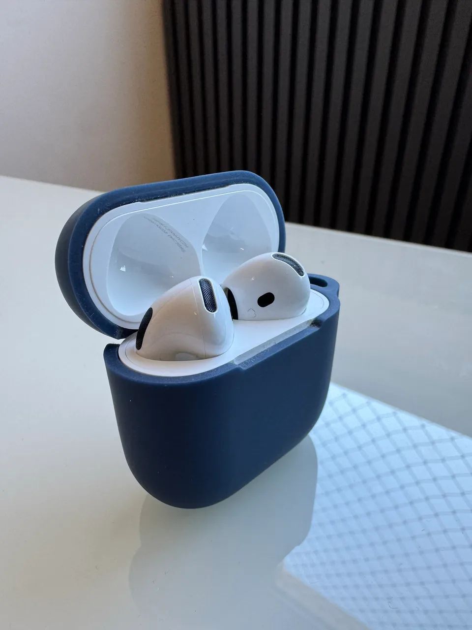 家電 AirPods airpods 4 apple (original) + capinha mugust - 4 meses de uso