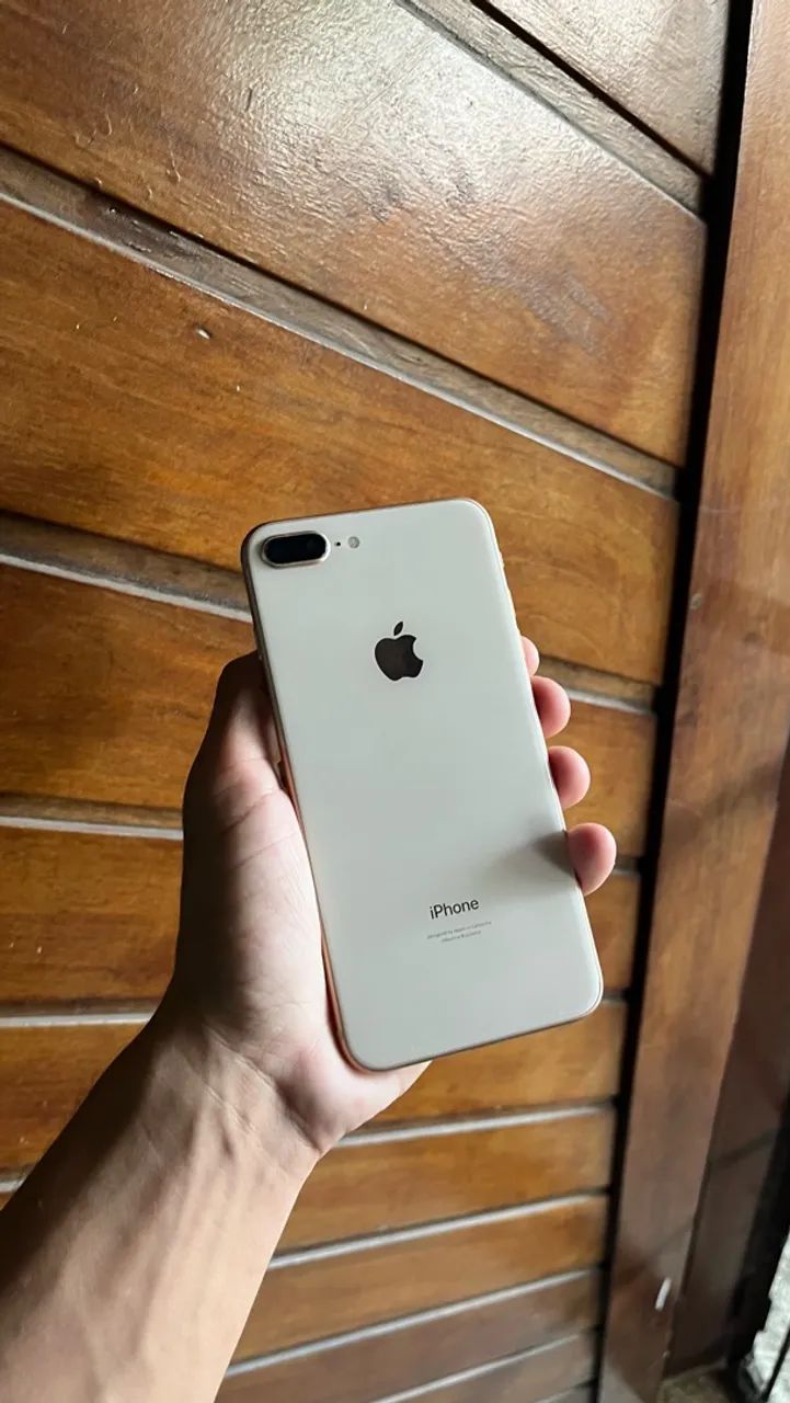 Iphone 8 Plus (leia a descrição)