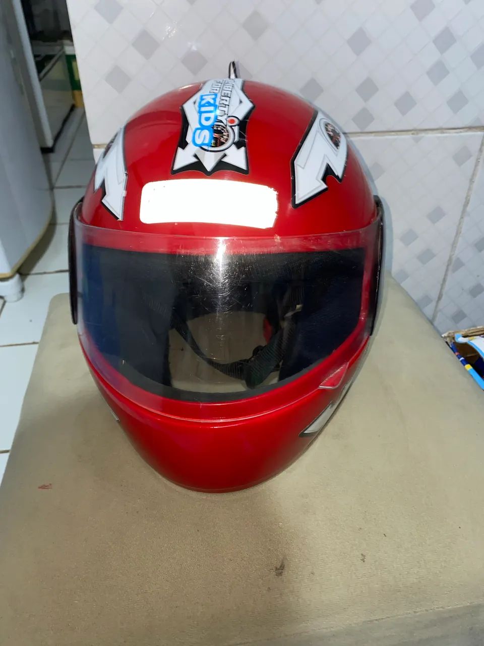 Vende-se capacete infantil TAM 54