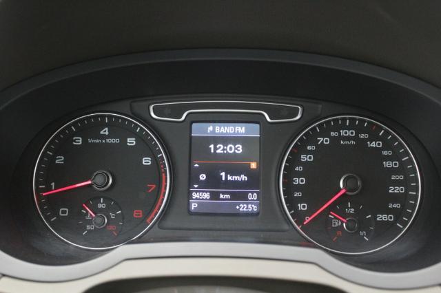 Audi Q3 Bege 2013 170 CV - Foto 12